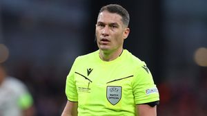 Decizia lui Istvan Kovacs i-a împărțit pe analiştii britanici în două tabere! Wayne Rooney: „De aia am vrut VAR! E extraordinar”