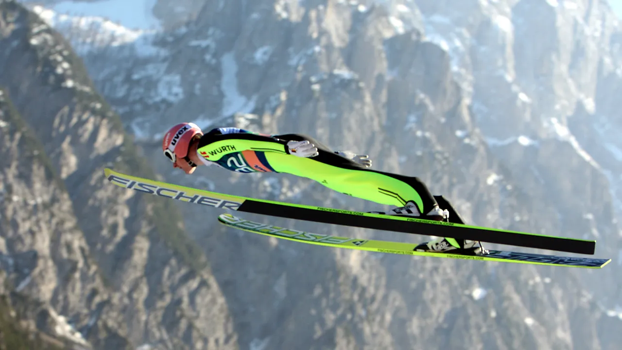 Turneul celor patru trambuline | Severin Freund, deținătorul Globului de Cristal la sărituri cu schiurile, prima victorie în competiția de la cumpăna dintre ani