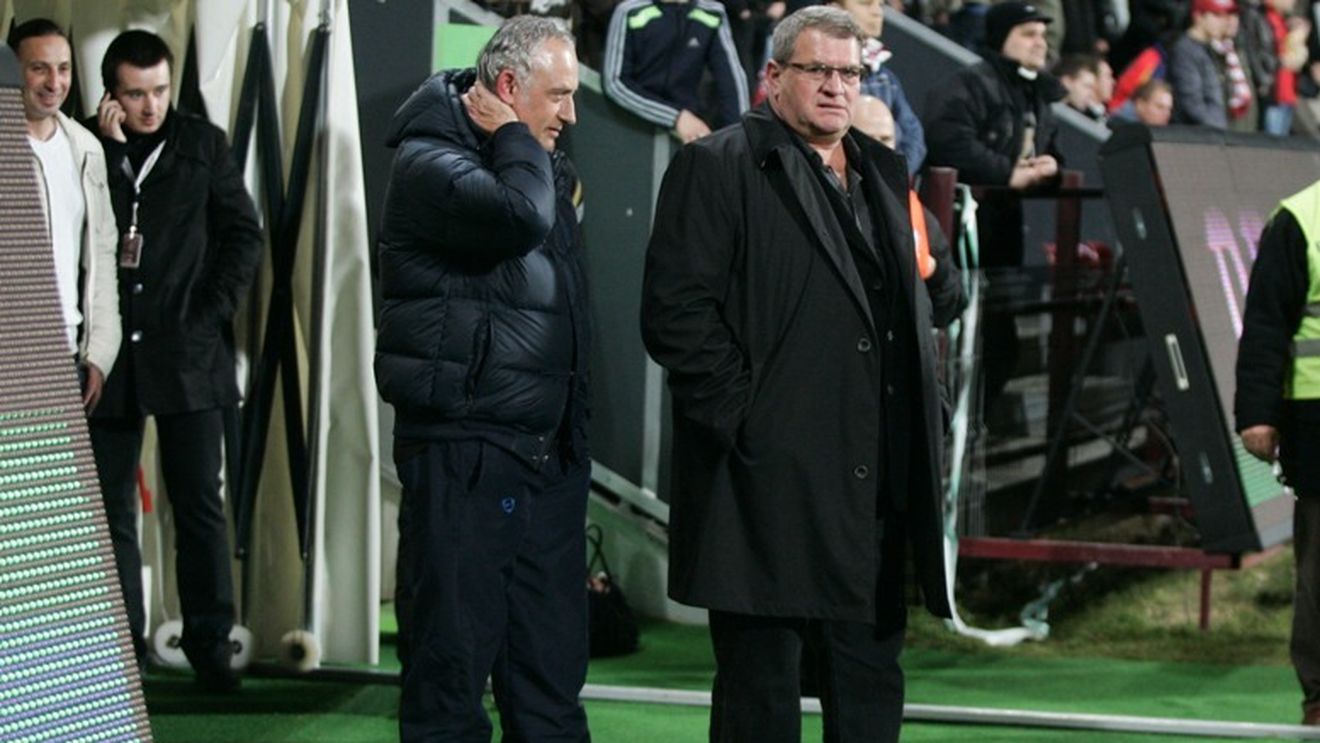 "Facem deja strategia cu Mandorlini** de transferuri"