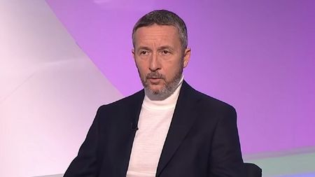 Meme Stoica îl face praf pe Dan Petrescu, într-un nou atac la fostul său antrenor de la Unirea Urziceni: „Nu se poate să bați câmpii în halul ăsta! Chiar nu poți să ai simțul ridicolului?”