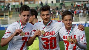 Ungaria scoate arma secretă în preliminariile pentru Euro 2016. Maghiarii vin la București cu starul noului val, pentru care se luptă Juventus și Lazio