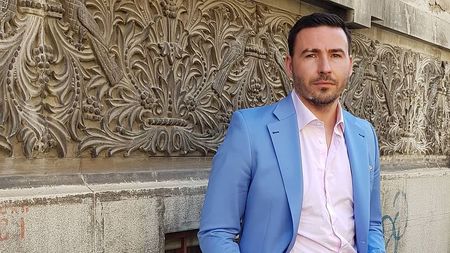 Decizia radicală luată de Adrian Cristea după ce și-a oficializat relația cu Andreea Roșca. Fostul fotbalist a făcut o schimbare majoră în viața lui: „Pentru ea am făcut asta”
