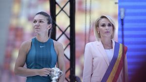 Palma grea a românilor pentru politicienii lor! VIDEO | Momentul în care zeci de mii de oameni o huiduie pe Gabriela Firea, conștienți că vrea să "fure" capital de imagine la evenimentul dedicat Simonei. Reacția incredibilă a Primarului Capitalei: pe cine dă vina