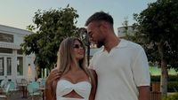 Soția lui Denis Drăguș a reacționat imediat după prezentarea atacantului la FCSB: „Cea mai frumoasă echipă!”