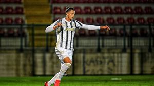 Radu Drăgușin, „leu” în fața lui Cristiano Ronaldo. „Nu are nicio problemă să-i bage o alunecare”. De ce nu a vrut să posteze un „selfie” cu Alvaro Morata