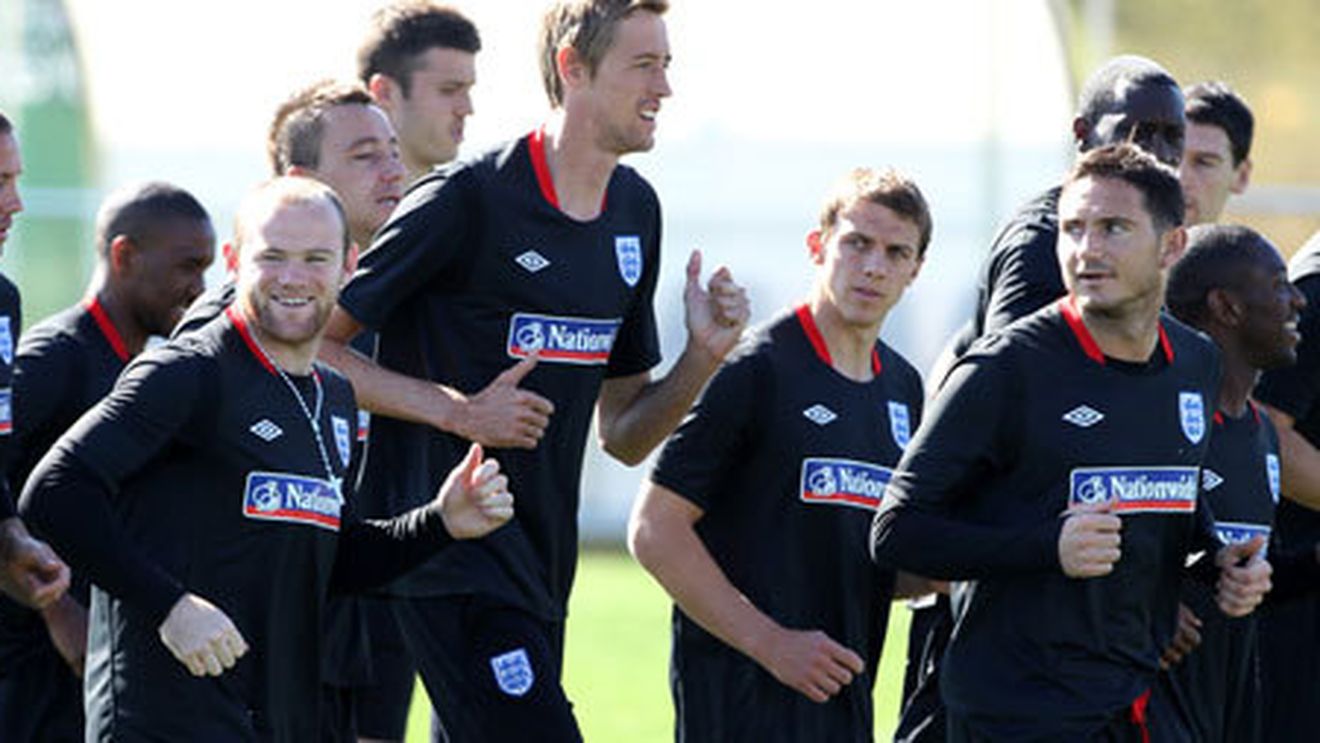 Lampard, Gerrard sau Terry sunt istorie! Rooney, votat în proporție de 100% cel mai important englez de la Mondiale
