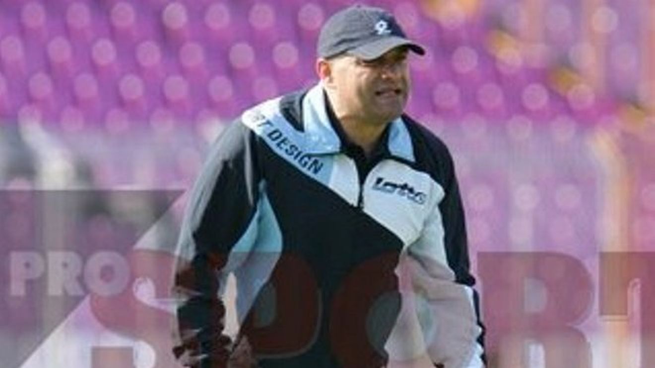 "Mai bine români, decât străini de mâna a doua"