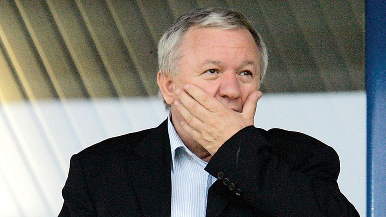 "Cărțile sunt făcute"