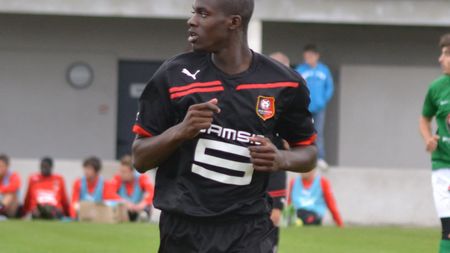 A stat doar trei luni în România, dar nu regretă nimic: "A fost o experiență utilă". Un fost fotbalist al Rapidului laudă Bucureștiul: "Un oraș magnific. Seamănă cu Parisul"