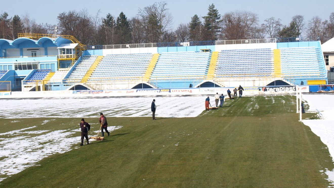 Vremea ține cu Mitică!** Se mai amână campionatul?