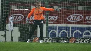 Dani Coman: "Sunt indiferent** la ce se întâmplă în tribune"