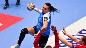 CSM București - Esbjerg 30-29, în turul din sferturile Ligii Campionilor. Ultimul meci european acasă pentru Cristina Neagu. Calificarea în Turneul Final se joacă în Danemarca, pe 27 aprilie