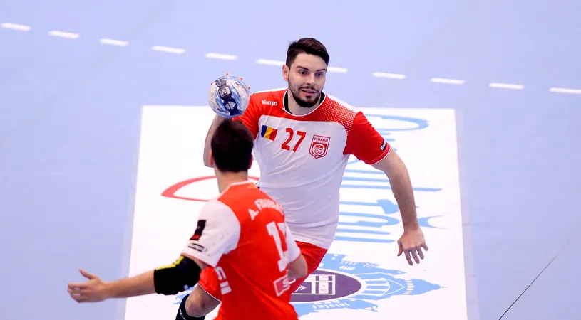 JUCĂ‚TORUL etapei a 17-a în Liga Zimbrilor la handbal masculin a fost dat de partida Dinamo - Poli Timișoara. Patru handbaliști ai echipei naționale au fost incluși în primul 