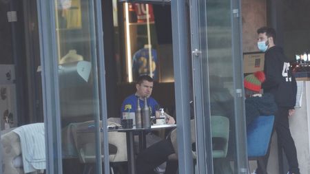 Cristi Tănase și Alex Bourceanu fac din nou „echipă”! Cum au fost surprinși cei doi foști jucători ai FCSB-ului | FOTO EXCLUSIV