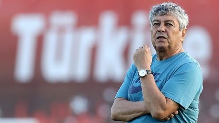 Probleme mari pentru Mircea Lucescu! Antrenorul român s-a baricadat în cantonamentul echipei de frica suporterilor lui Dinamo Kiev