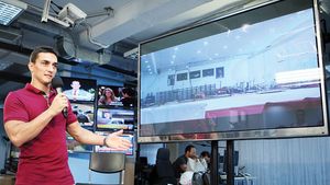 Echipa masculină de gimnastică, în competiție cu Norvegia, Spania și Ungaria, la București