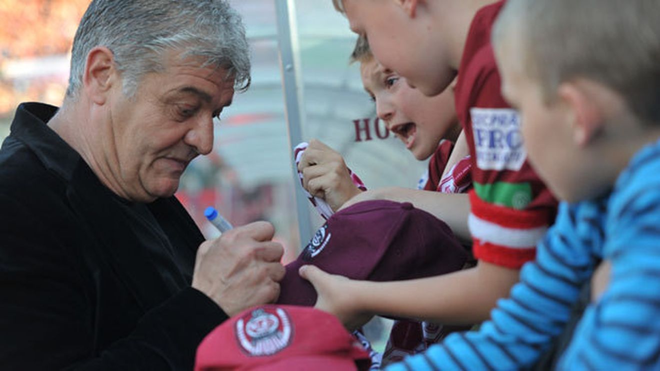 Andone tremură înaintea Supercupei:** "Nu sunt mulțumit de nimic!" Care au fost singurii remarcați după umilința cu Viktoria Plzen