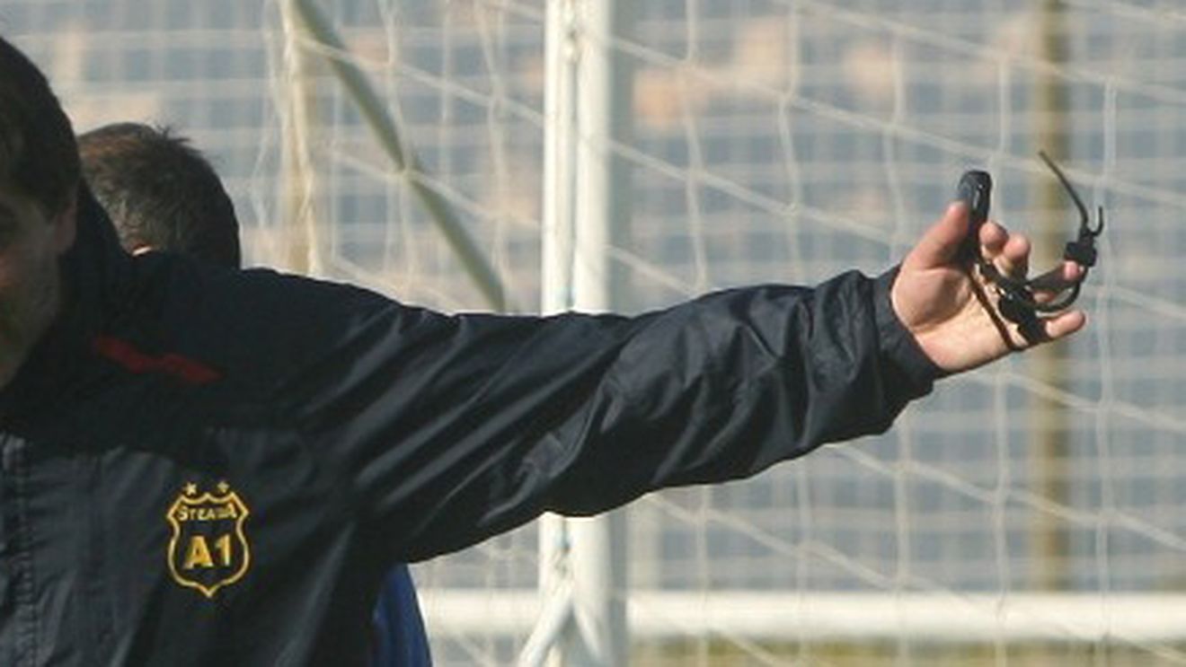 Marius Lăcătuș: "Pițurcă să nu se mai bage peste mine"