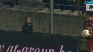 Video** "Terorist" la 11 ani! "I-am spus portarului lui Anderlecht că e fiu de târfă! Nu accept să mă calce nimeni pe cap"