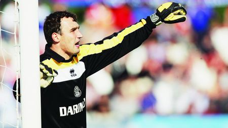 "Burebista" și-a pus din nou mănușile! Cum arată acum Costel Câmpeanu, omul care suferă pentru Dinamo, portarii săi favoriți și realitatea tristă din Liga 1: "Au apărut mulți goalkeeperi străini. Nu prea îmi convine" | EXCLUSIV VIDEO