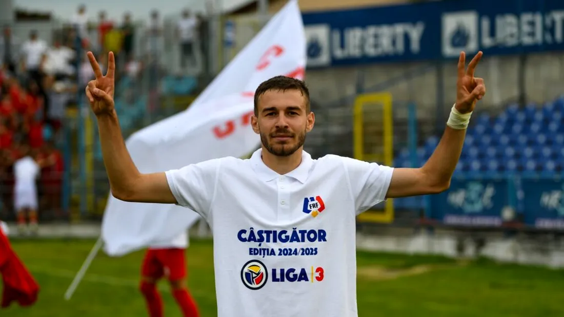 Vara trecută voia să se retragă, acum a făcut un sezon de excepție: 25 de goluri marcate și promovare în Liga 2 cu FC Bacău. Alexandru Aftanache: ”Ni se tăia masa, rămâneam fără apă de spălat și fără cazare”