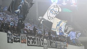 Ce n-ai văzut la TV la Craiova - Sparta Praga. Ce au făcut jurnaliștii cehi după golul care i-a înnebunit pe olteni și decizia luată imediat după fluierul final. SPECIAL