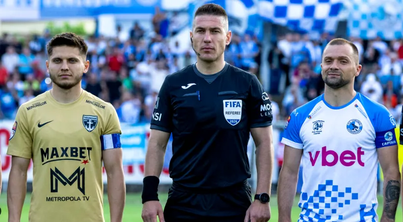 Arbitru cu ecuson FIFA și la returul barajului dintre FC Voluntari și FC Hermannstadt. Le-a mai arbitrat pe amândouă în acest sezon