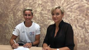 Cristina Laslo a semnat contractul cu Minaur Baia Mare. „Conducătorii acestui club au insistat cel mai mult și am simțit că mă doresc să fiu aproape de ei, să fiu la această echipă”