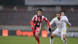 Sânmărtean, în conflict cu fanii dinamoviști: "Pe cine am vândut, mă?" "Magicianul" i-a explicat lui Negoiță de ce a refuzat transferul la Dinamo