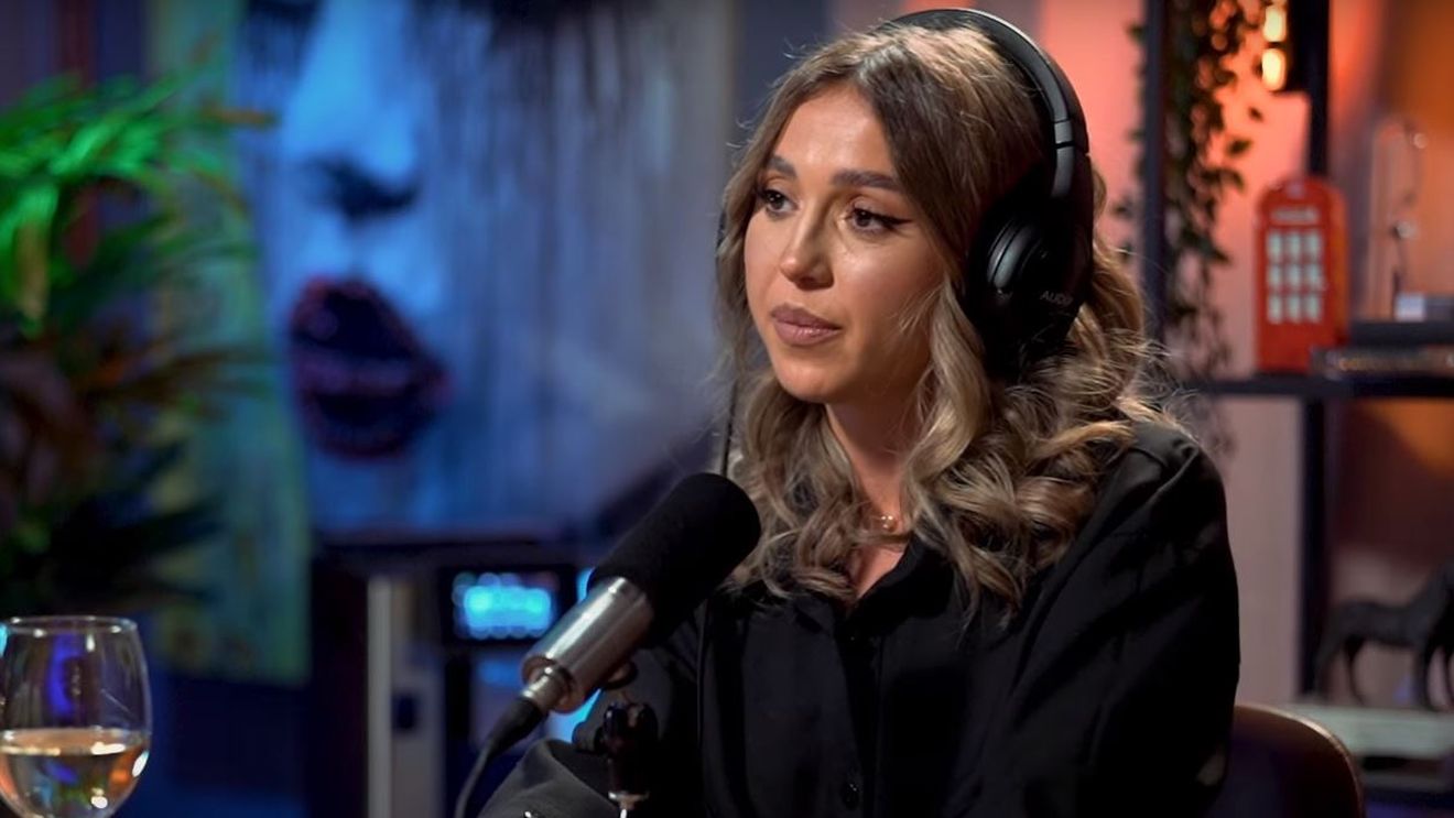 Mărturie sfâșietoare. Povestea Teodorei Stoica, așa cum nu ai mai auzit-o, te face să îți dea lacrimile: „L-am întrebat pe tata dacă mor. Săracul, era ca o legumă!”. Sfatul de la Gigi Becali care i-a salvat sufletul în lupta teribilă cu boala