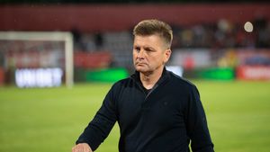 Dusan Uhrin, iritat de întrebările jurnaliștilor după ce Dinamo a retrogradat în Liga 2: „Nu vreau să vorbesc acum despre vina mea!”. Ce spune despre viitorul său