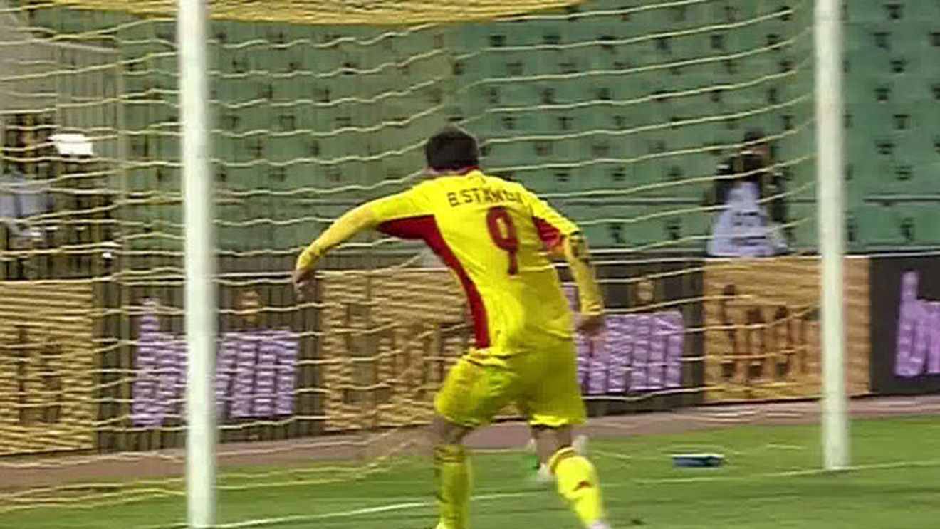 Ratare INCREDIBILĂ‚ pentru Bogdan Stancu!** FOTO "Motanul" avea toată poarta în față, dar a șutat lamentabil! Care a fost cel mai slab "tricolor" de pe teren: