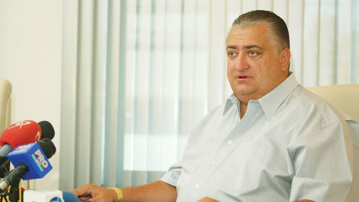 Cel mai „ars" patron din țară!**