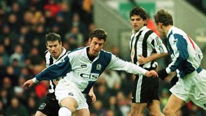 Fotbalistul care a făcut avere a ajuns să vândă la aprozar! „Munceam de dimineață până seara! Aranjam fructele și legumele pentru clienți”