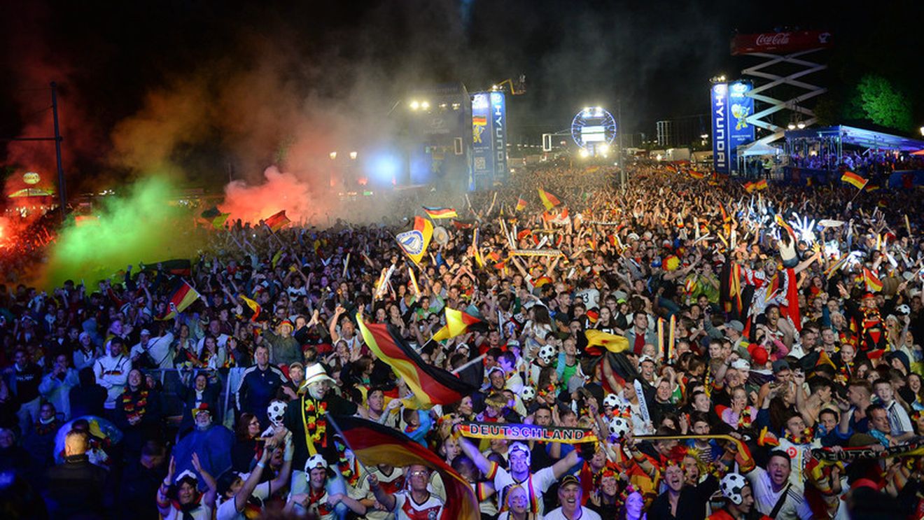 VIDEO | Bucurie imensă la Berlin după câștigarea CM. Nemții au ieșit în stradă și au cântat: "We are the champions"