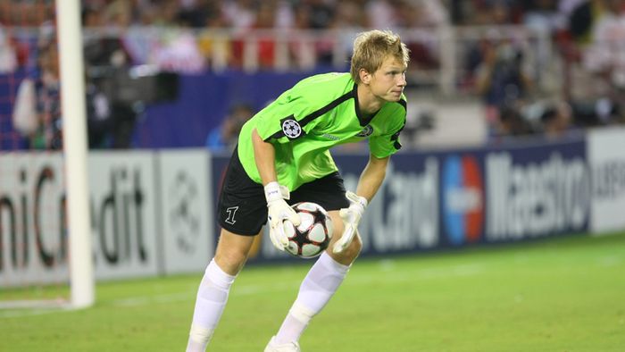 Arlauskis în locul lui Tătărușanu. "Mi-e foame de fotbal, nu mai aleg în funcție de bani. Sâmbătă răspund ofertei de la Steaua"