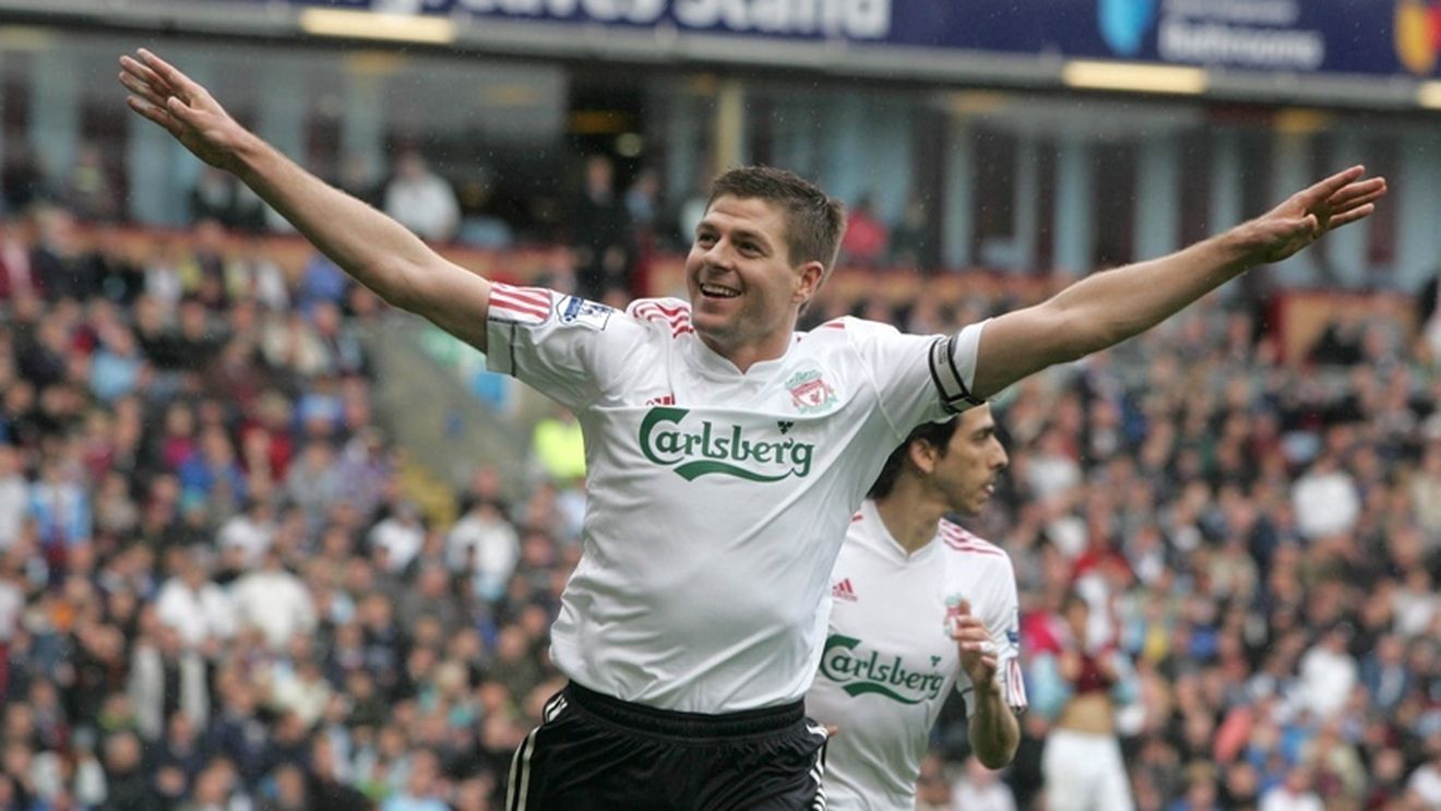 "CALD, CALD"** Marca: "Gerrard este foarte aproape de Real Madrid!"