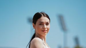 Cea mai rapidă femeie din România are un secret: s-a întrecut cu fratele ei mai mare în copilărie: „Câștigam cu mulți metri. Nu m-a remarcat nimeni, mama a fost singura”. EXCLUSIV