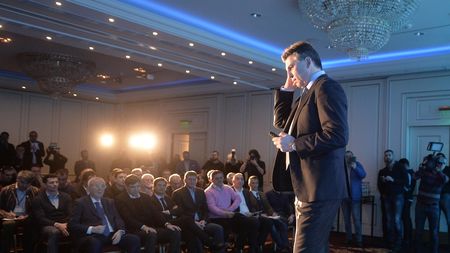 Ce nu s-a văzut la TV după evenimentul în care Lupescu și-a anunțat candidatura | FOTO EXCLUSIV 