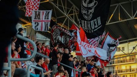 Lovitură pentru conducerea celor de la UTA: Fanii trebuie reprimiți în conducerea clubului arădean!