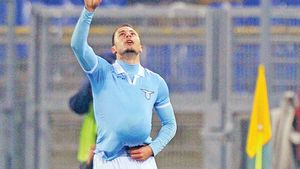 A spus PAS granzilor din Anglia și a devenit un adevărat "talisman": "Cu el în echipă, Lazio a uitat să piardă!"** Radu Ștefan, gata pentru transferul carierei