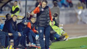 Cornel Râpă a fost lovit la genunchi în partida cu "U" Cluj,** dar astăzi fundașul s-a antrenat normal