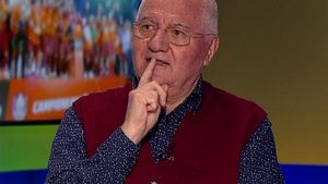 Mitică Dragomir, dezvăluiri senzaționale: „Mă prostituam la conferințele de presă”. Ce spune despre spaniolii care vor să cumpere Dinamo