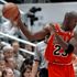 14 milioane de dolari pentru tricoul lui Michael Jordan! Cine a cumpărat piesa din ultima sa finală NBA