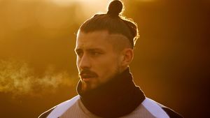 „Pleacă de la Tottenham!”. Craioveanu i-a cerut lui Radu Drăgușin să se transfere de urgență