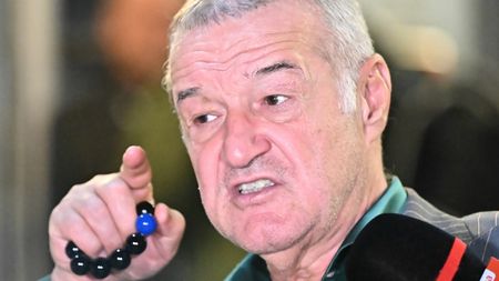 Fotbalistul dat afară de Gigi Becali după o escapadă la un salon de masaj erotic s-a întors în România! A venit din Germania și s-a tatuat la Petrică „Picasso”: „Bodyguardul i-a făcut o gaură în burtă de a curs sânge două ore”