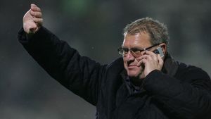 Mureșan, puz la zid de Crăciunescu: **"Cine e el, Ana Pauker, Hitler?"