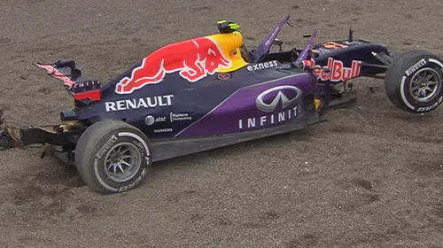 Formula 1, aproape de o nouă dramă! VIDEO | Daniil Kvyat s-a izbit violent de parapeți și s-a învărtit în aer. Din fericire, a scăpat nevătămat