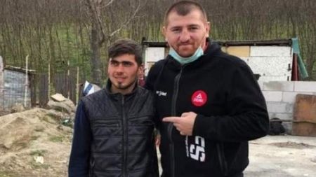 Ce transformare! Ce s-a ales de Sergiu, tatăl călăreț din Iași, care a primit o casă gratuit cu ajutorul lui Cătălin Moroșanu. Ce știu vecinii că a făcut și ce au văzut că se întâmplă la el în curte