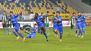 Adrian Mihalcea, în pole position să-i ia locul lui Emil Săndoi la Chindia. Concluziile președintelui Marcel Ghergu după o menținere în Liga 1 în urma unui baraj dramatic